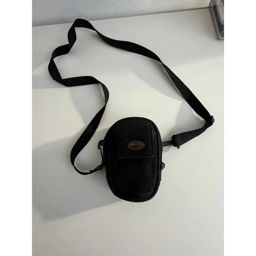 Lowepro Compact Camera Pouch Black Nylon Shoulder Bag with Belt Loop Padded Case